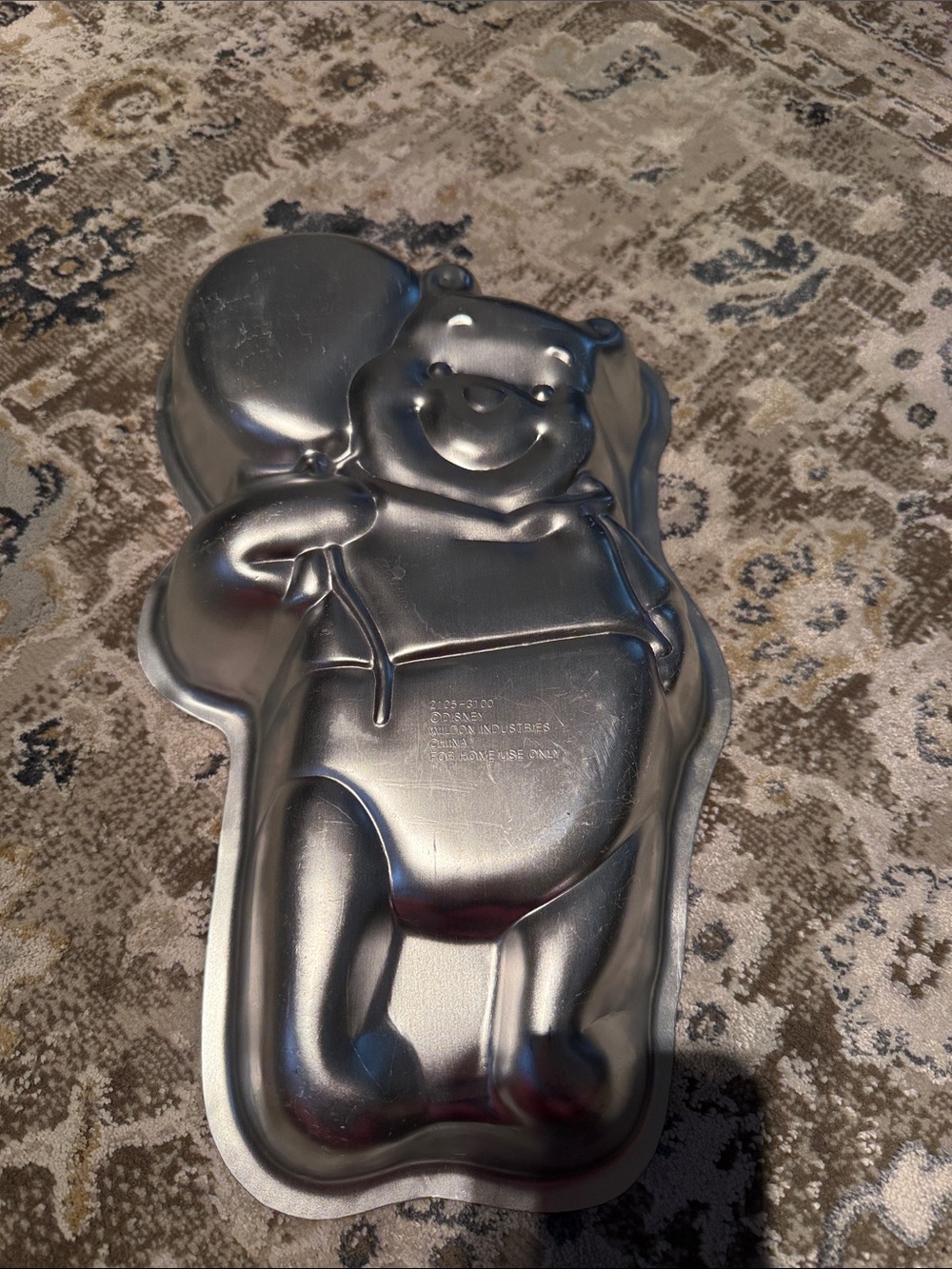 Winnie the Pooh Shaped Cake Pan - Silver